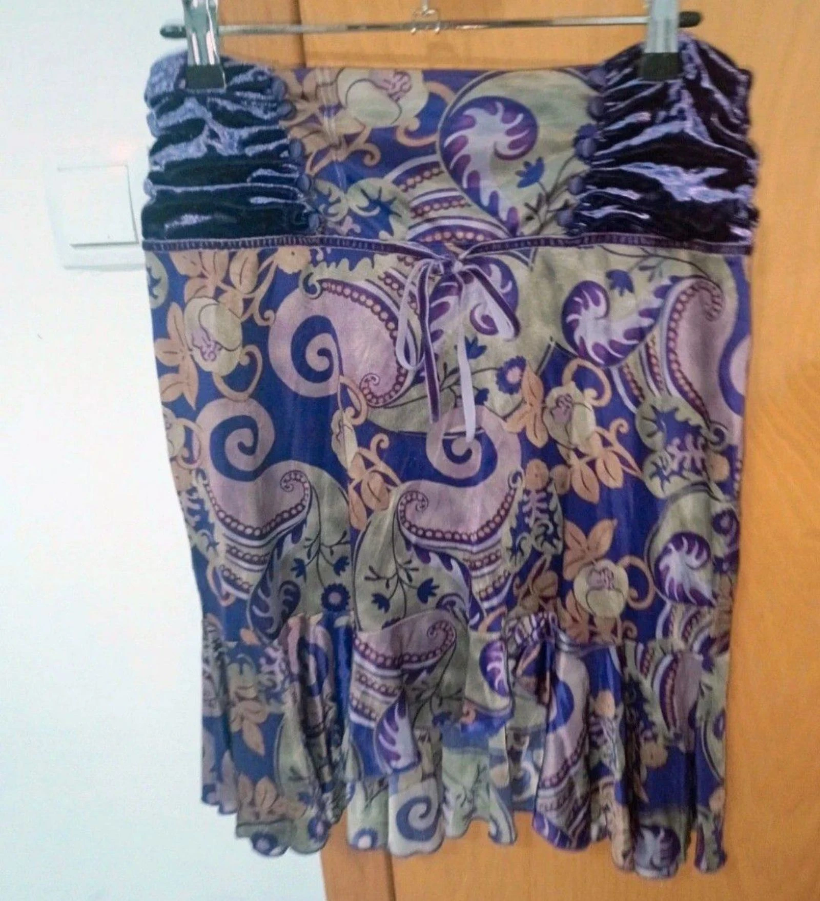 Falda vintage Mango M tacto seda cachemir y terciopelo